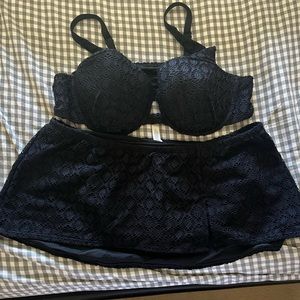 Knit style 2 pc Swimsuit - never worn. Bottom 16. Bra top 42D